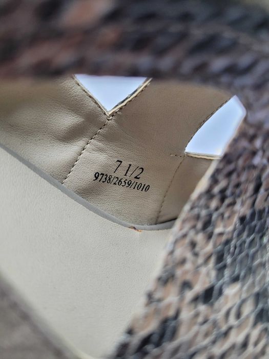 Buty Autograph beżowo - wężowe rozmiar 40,5