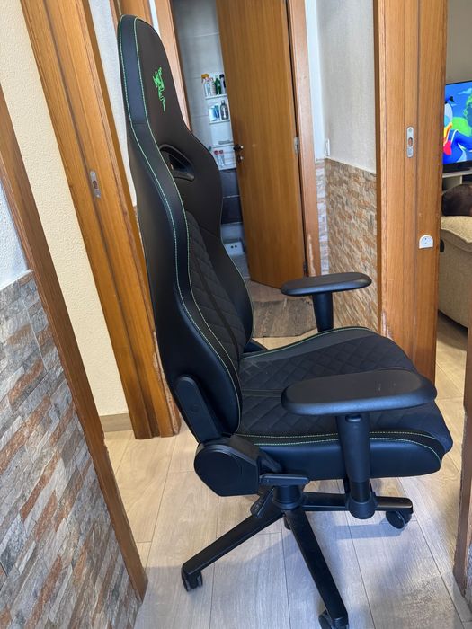 Cadeira gaming Razer