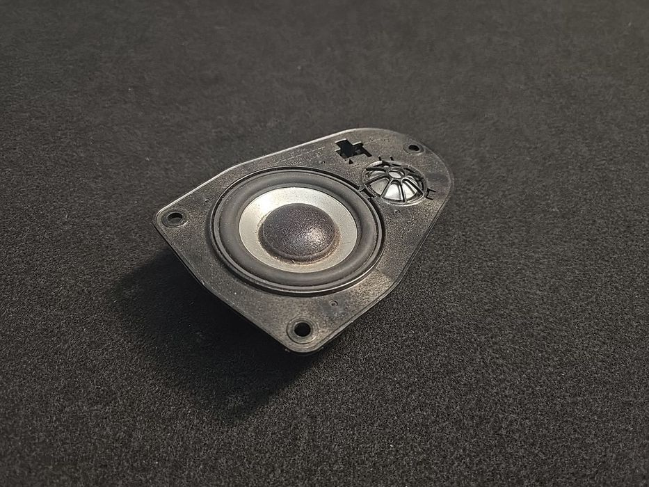 Coluna de som originais para tablier Volvo xc70 s80 2012+   EPC