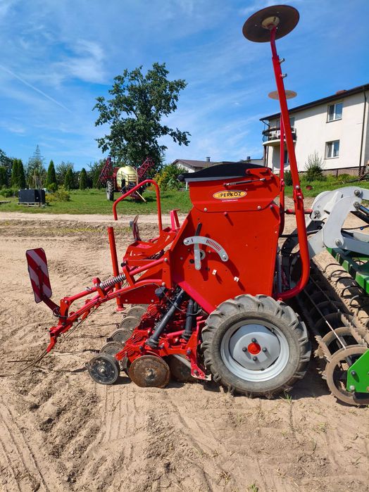 Siewnik krukowiak, poznaniak agregat uprawowo siewny unia