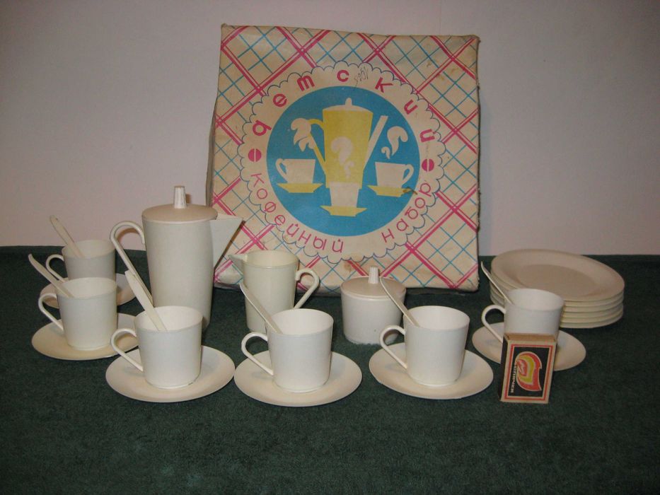 Игрушка посуда детская кукольная про-во СССР