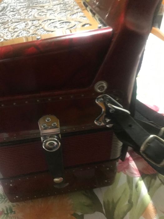 Vendo concertina em muito bom estado