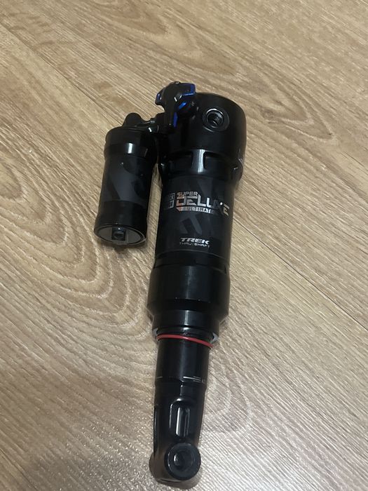 Damper Rock Shox Super Deluxe Thru Shaft RCT trunnion - 230x62.5mm