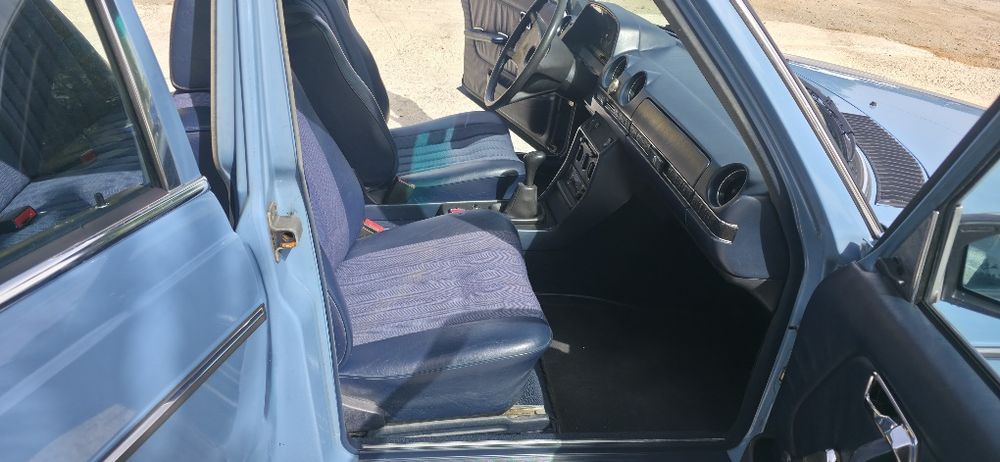 Mercedes w123D 240 D