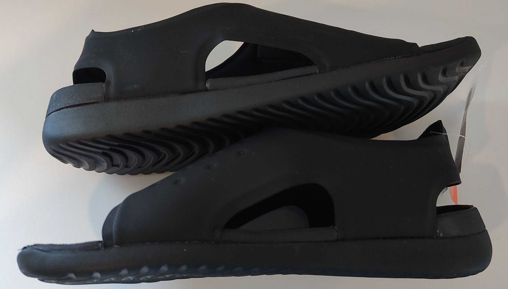 Нові босоніжки Nike Sunray Adjust 5 Us 7Y на 39-40 устілка 25 см. оригінал сандалі аквашузи