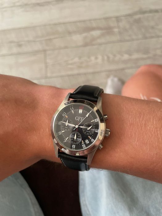 Годинник GFF в новому стані