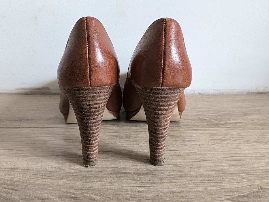 Жіночі коричневі повсякденні туфлі Marco Polo 36 Взуття Mark o'Polo