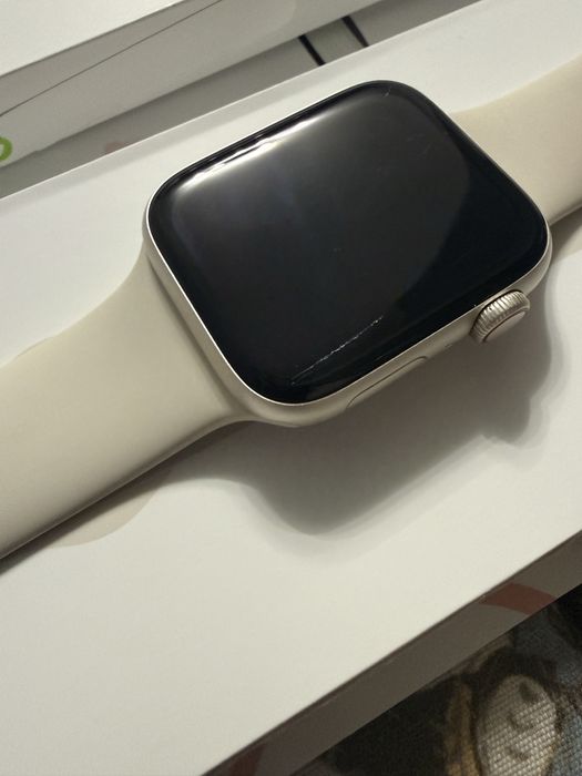 Продам apple watch se