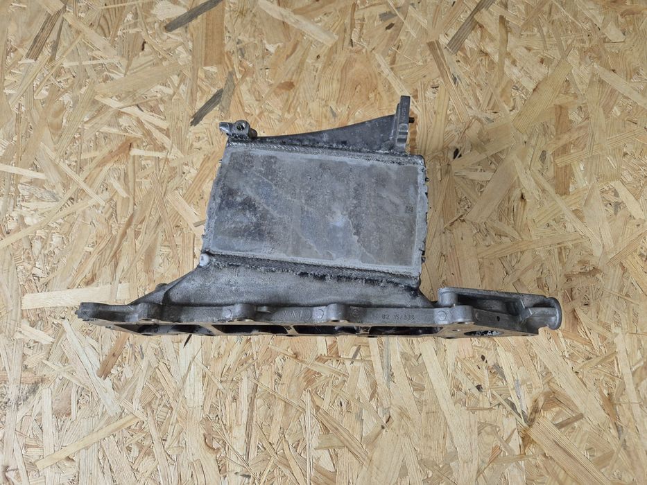 Intercooler kolektor ssący Vw audi 2.0 TDI 04L129766AK  szczelny