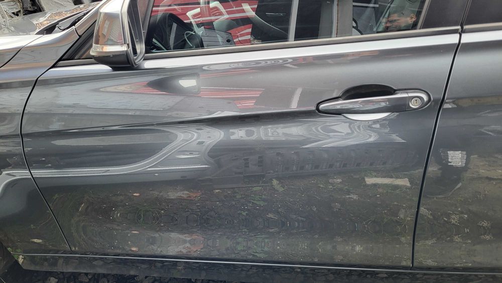 BMW 3 F30 F31 двері дверь A300 B39 скло ручка замок молдінг БМВ