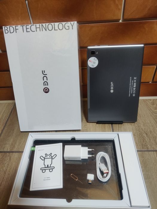 Продам Планшет 10.1 дюймів