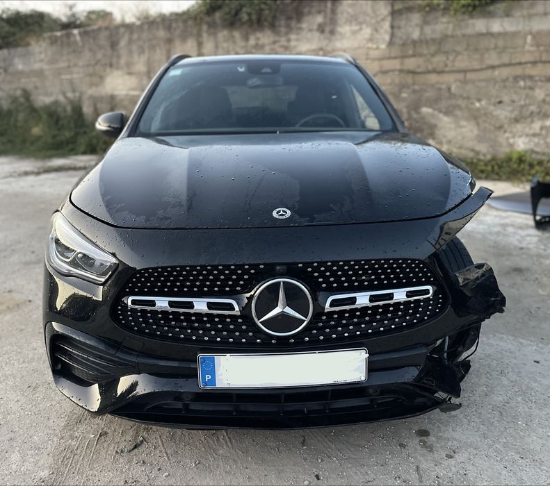 Mercedes Benz Gla180d Amg