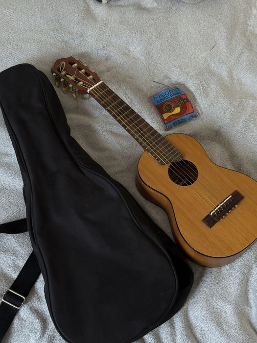 Гитара/гиталеле Yamaha GL1