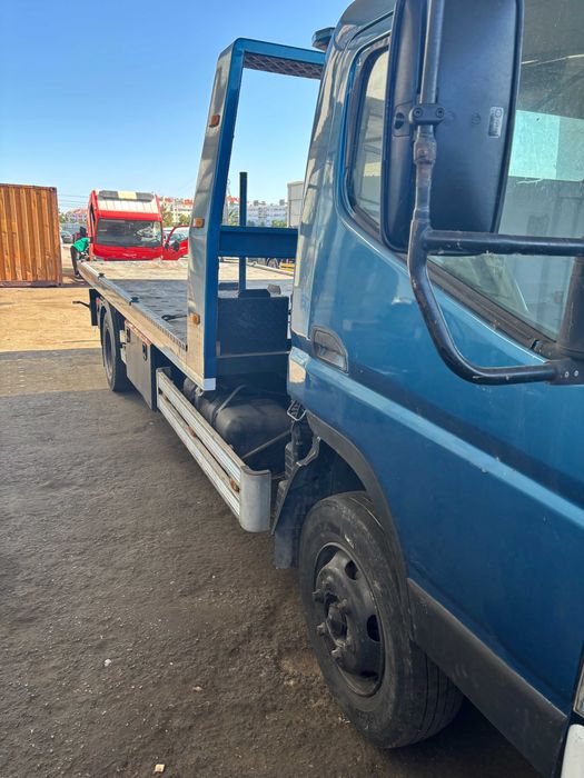Pronto-Socorro Mitsubishi Canter 3.0 Diesel | 3 Lugares