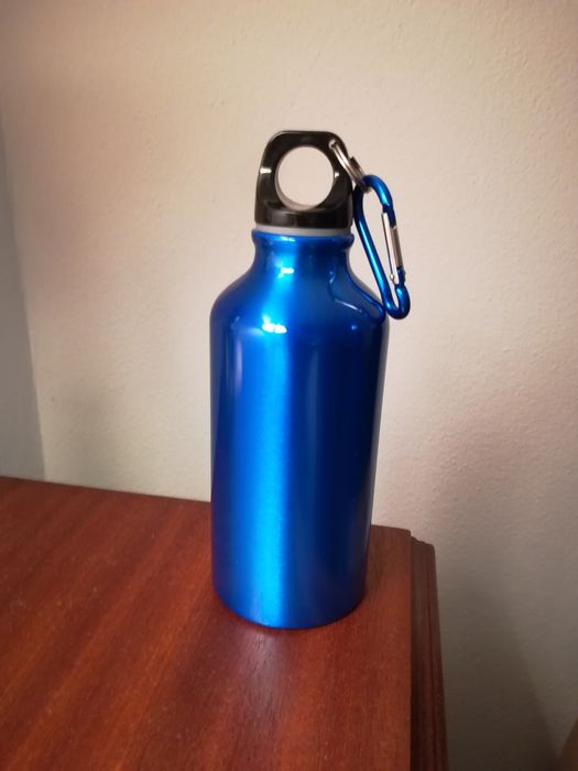 Garrafa metálica64586336647937122