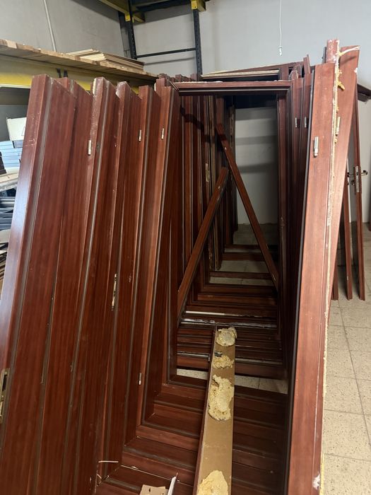 Drzwi solidne z demontażu hotelowego 80/90 tki 52 sztuki