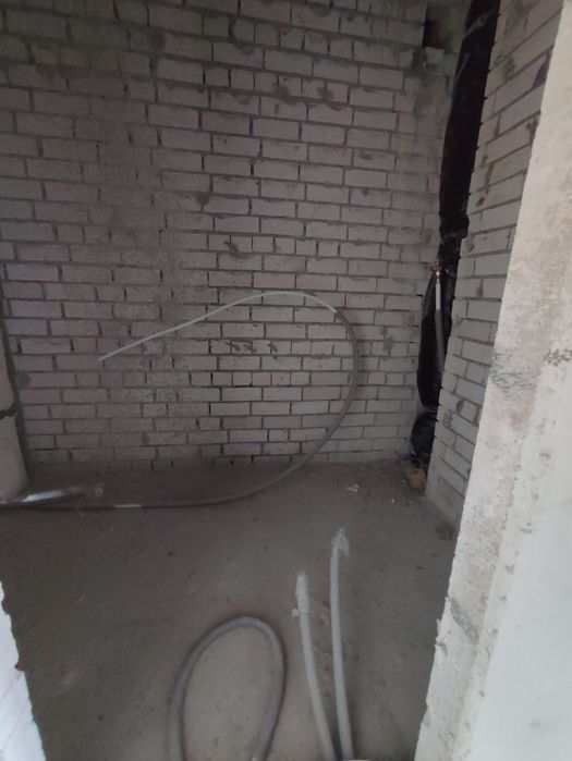 Продаю 3-кімнатну квартиру в Новосілках