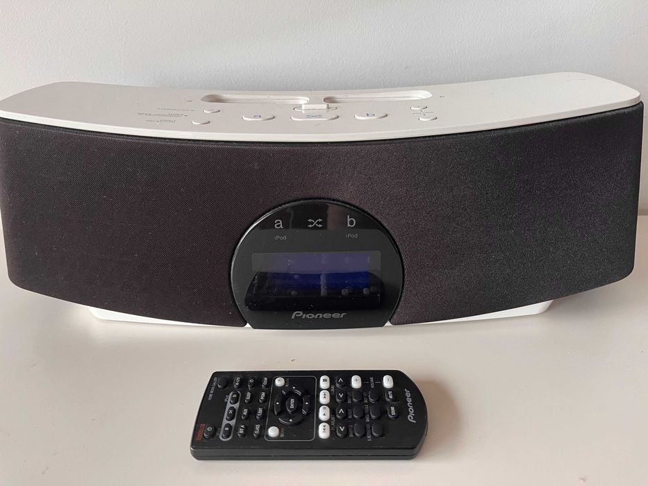 Pioneer XW-NAC1 com comando à distância