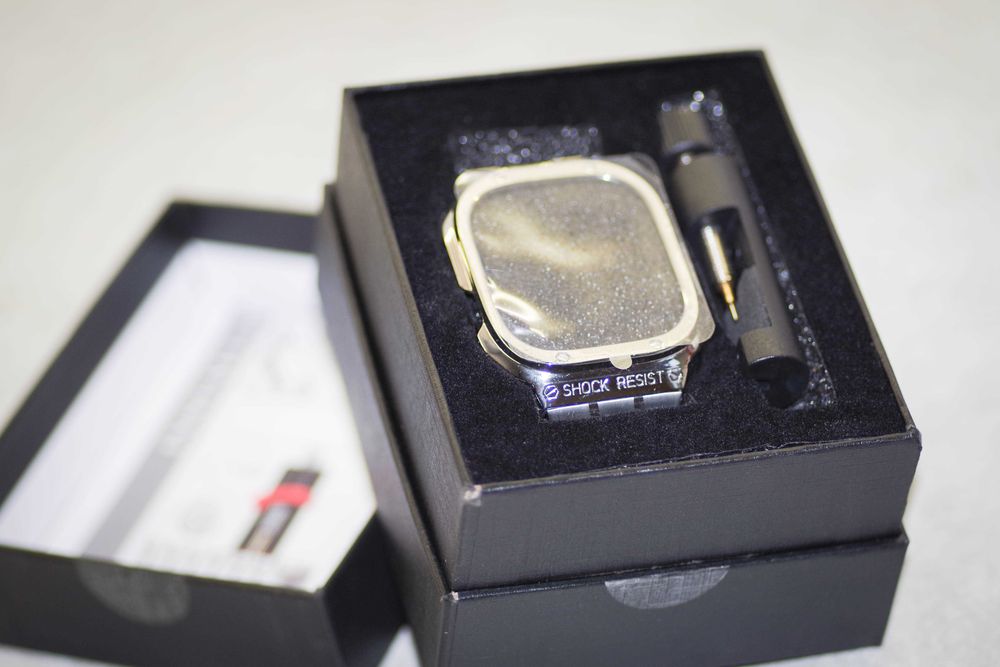 металевий корпус з ремінцем з нержавіючої сталі для iWatch