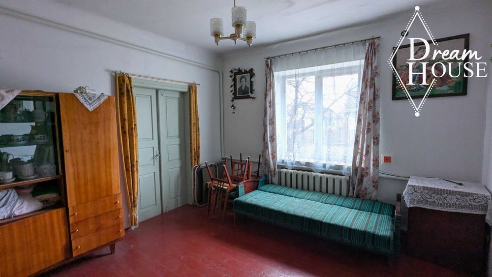 Продам половину будинку, по вул.Івана Багряного