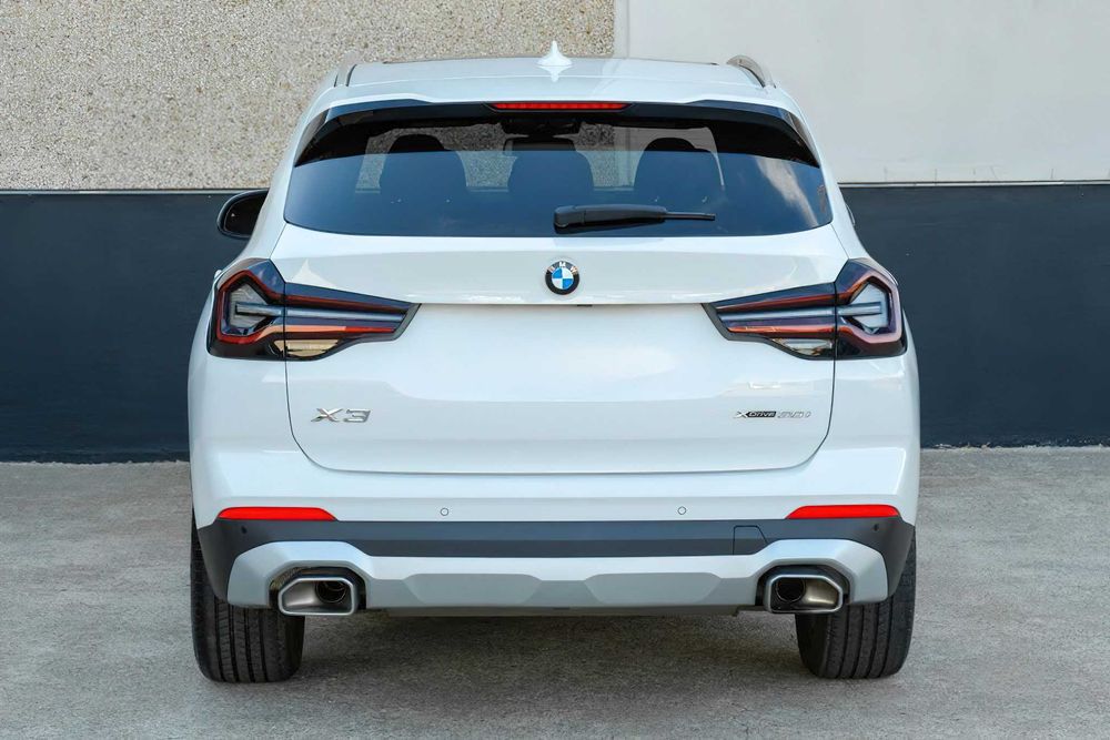 BMW X3 xDrive30i      2023