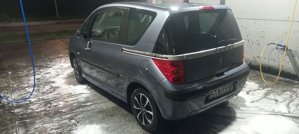 Super oszczędne Auto 178 tys. Oryginalny przebieg