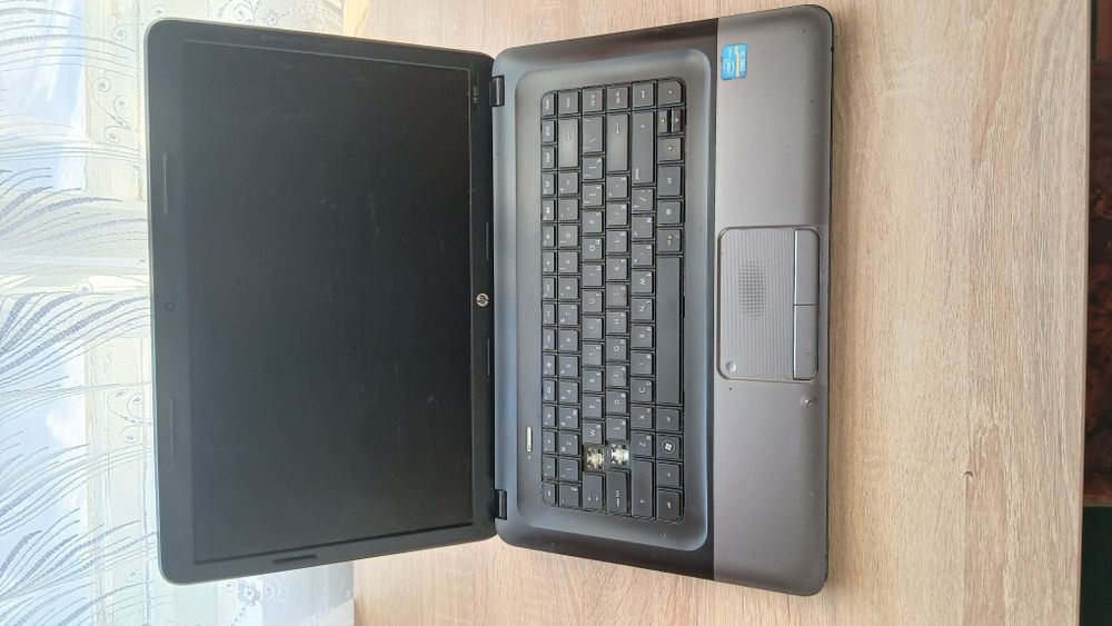 Ноутбук HP 650 i3, 8GB RAM, SSD+HDD, Windows 10 Pro