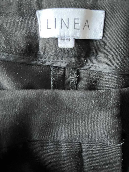Linea Spodnie Czarne szersze nogawki R.44