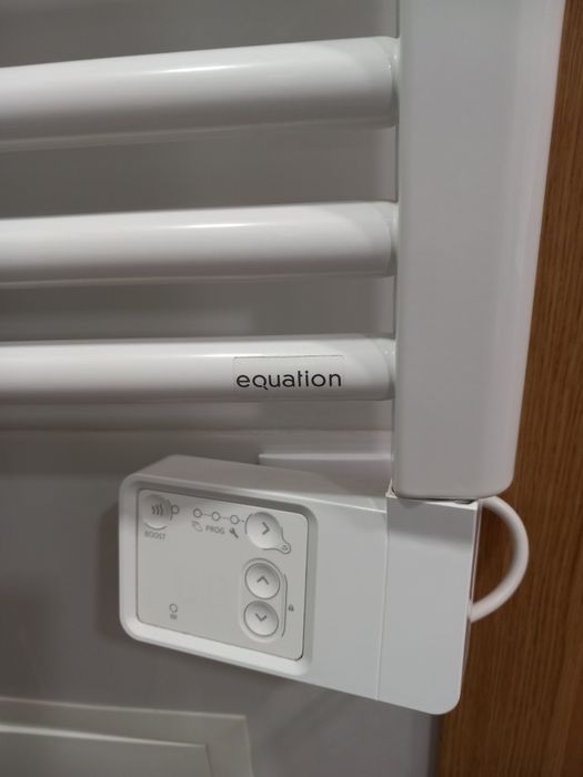 Toalheiro eléctrico  W. C.