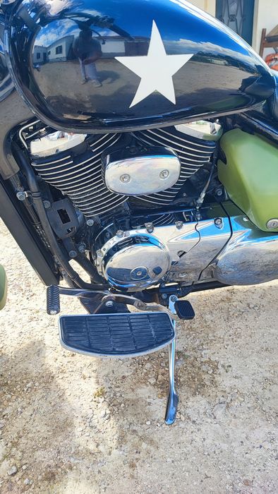 Suzuki Intruder VL 800