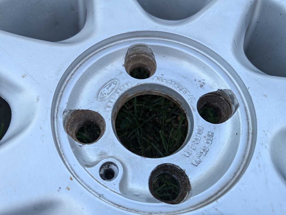 felgi aluminowe ford, 1997r, 15", et40