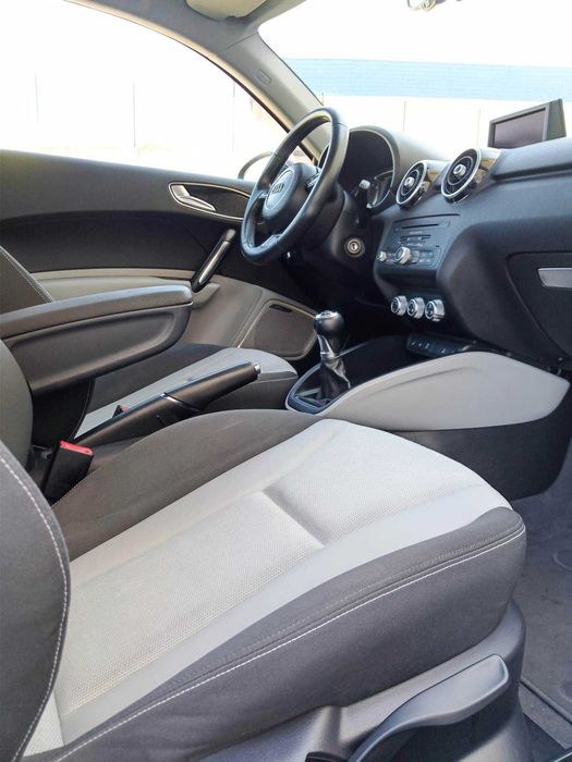 AUDI A1 1.4 TFSI 122cv Bose Edition — foto 9