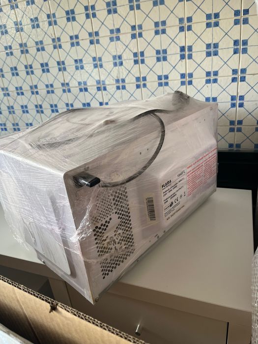 Microondas - Muito pouco usado