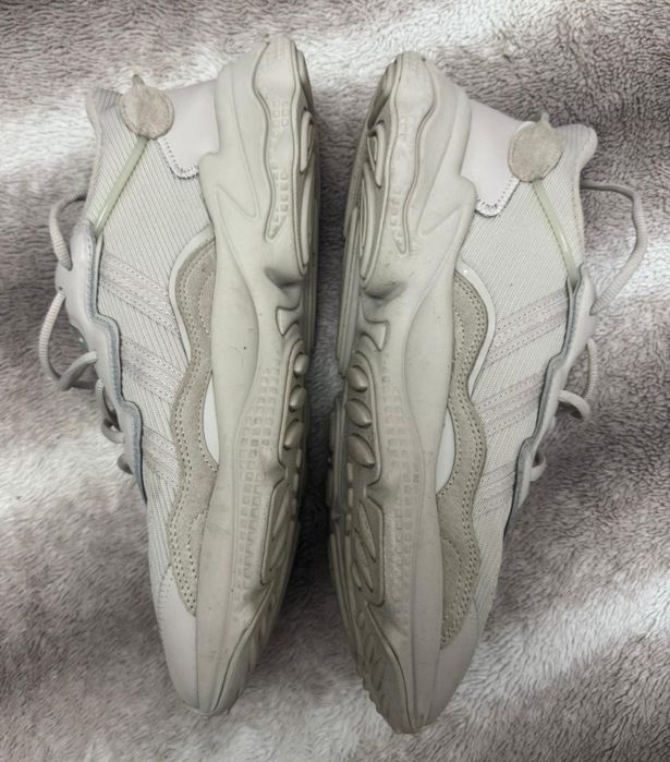 Sapatilhas Adidas Ozweego tamanho 46 2.5