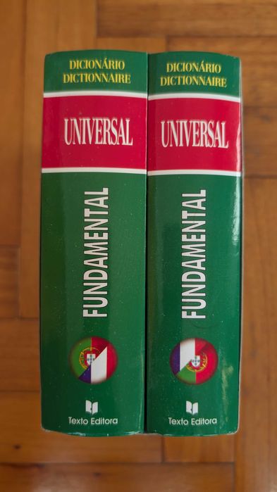 2 Dicionários Universais Português–Francês / Francês–Português – Texto Editora