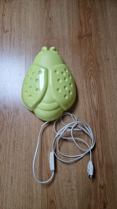 Lampka dziecięca IKEA – Biedronka zielona