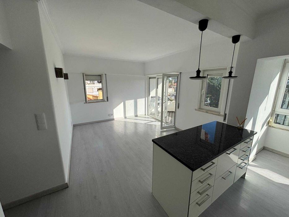 Apartamento t2 com Parqueamento à venda Cascais