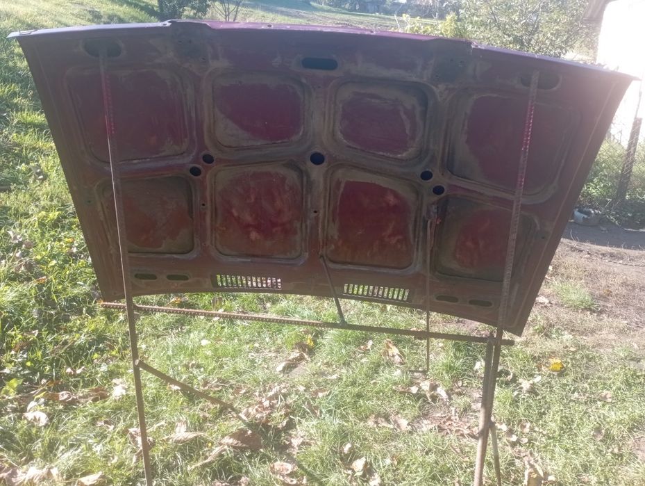 Капот ваз 2107..