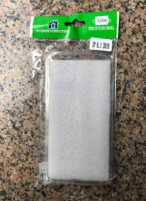 Capa de silicone para iPhone 11 / iPhone 11 Pro / iPhone 11 Pro Max