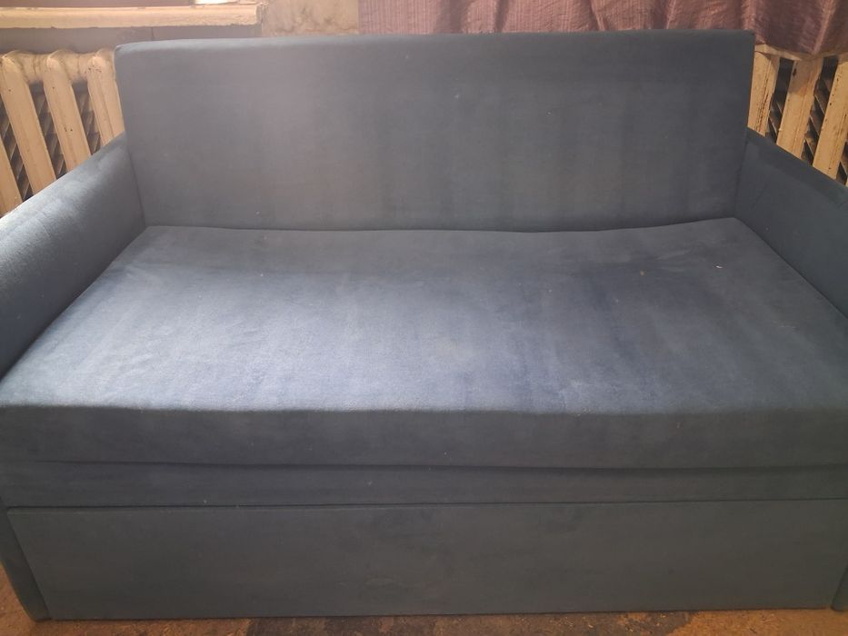 Диван 140×190 б.у. синий