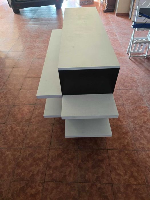 Estante de Centro