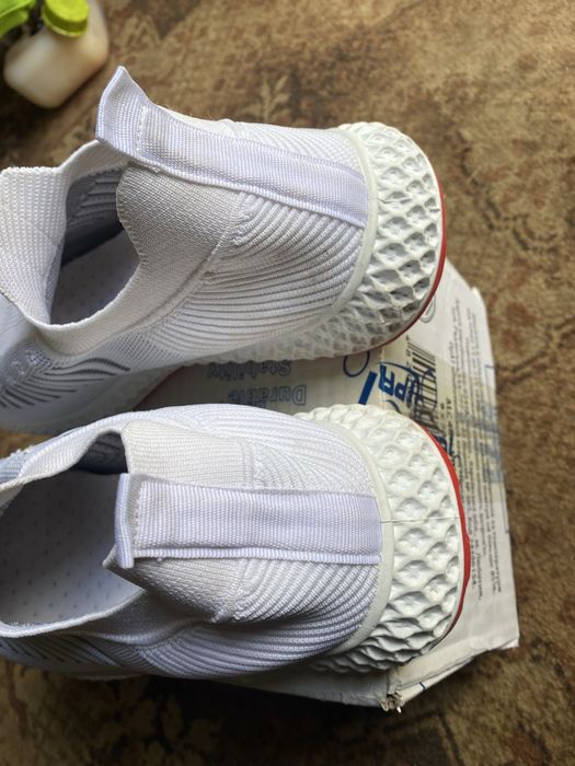 Красовки FILA Розмір 43