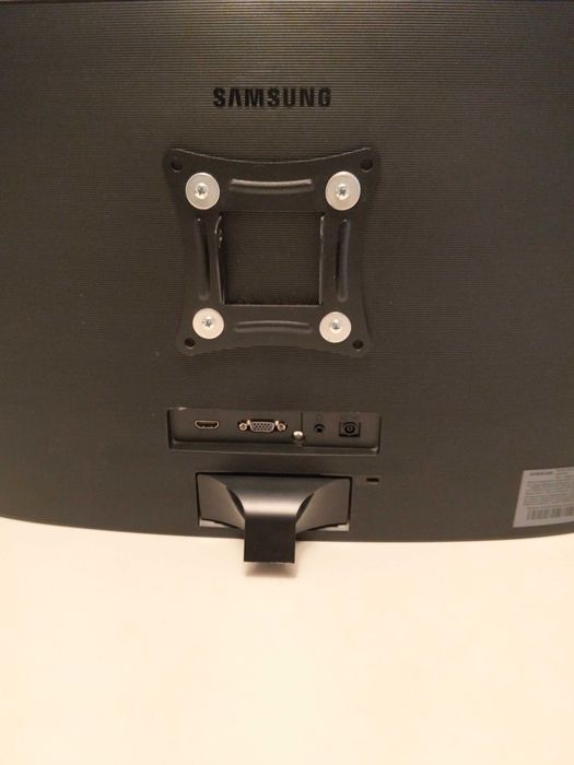 Продам экран Samsung CF396