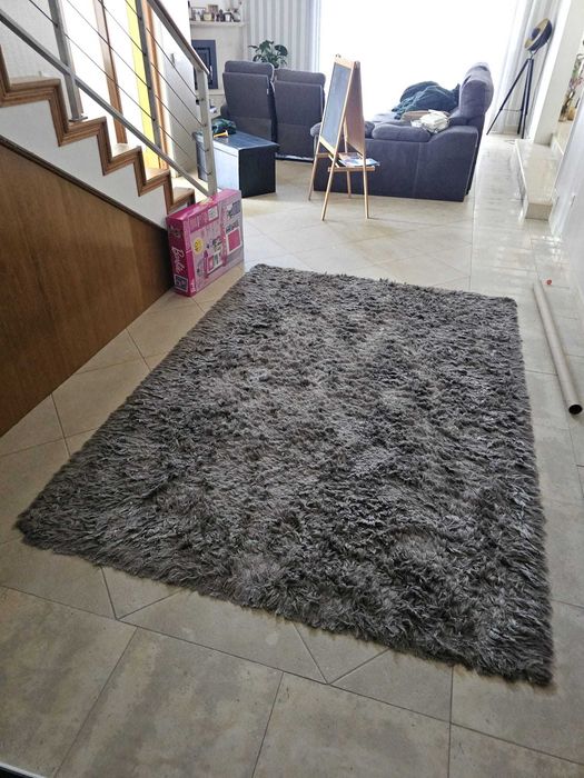 Carpete Cinzenta, 1.8m por 2.5m