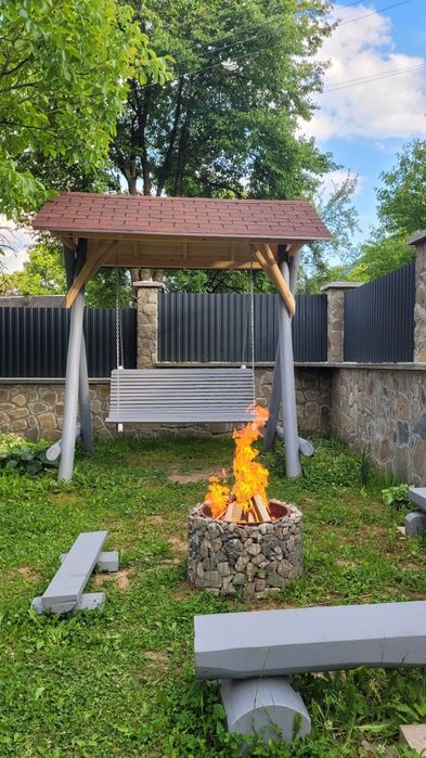 Котеджі в Карпатах Будинок з видом на гори ліс Будинок для двох Котедж панорамний