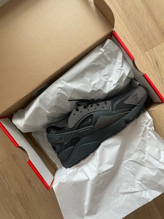 Кроссовки Nike Air Huarache Runner ( art DZ3306-002) 2024