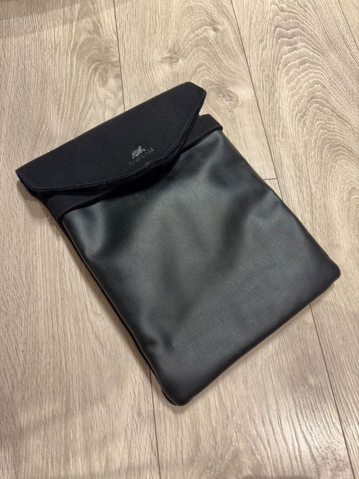 Etui torba na laptopa RIVACASE