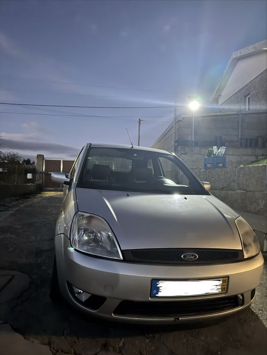 Ford Fiesta MK5 1.4 TDCi | Único Dono | Pintura Nova | Super Económico