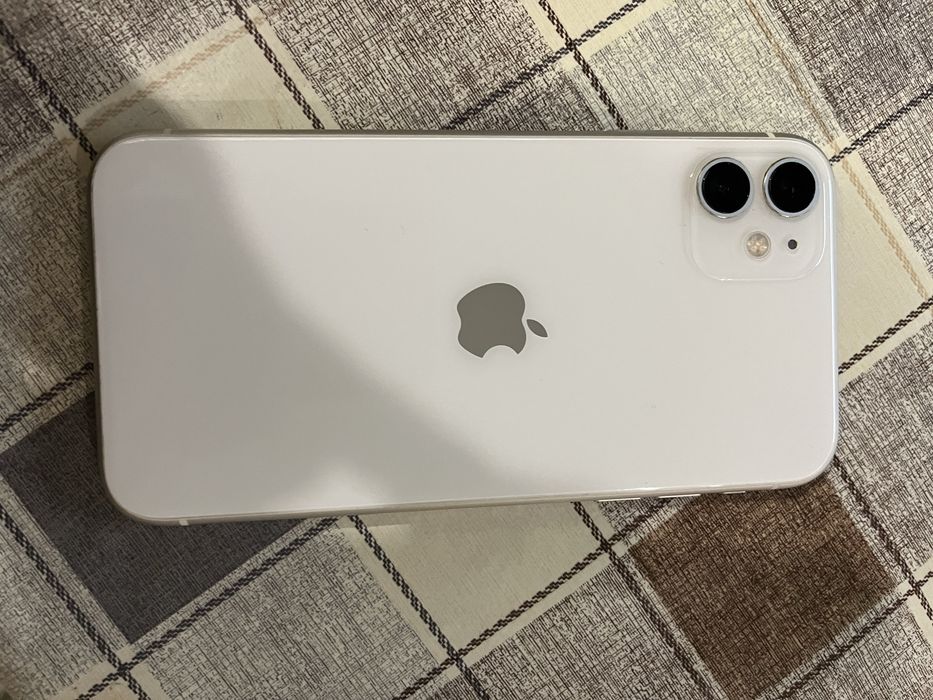 iPhone 11 128gb хороший стан