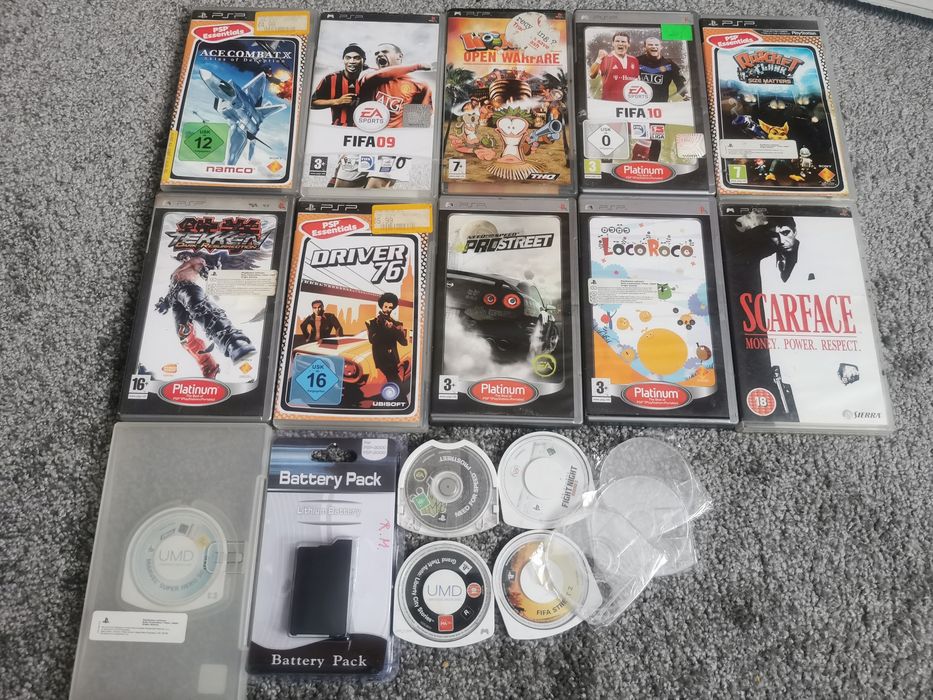 Konsola Sony PSP 2003 Silver, 3004 Black PL menu, odblokowane 2x zestaw
